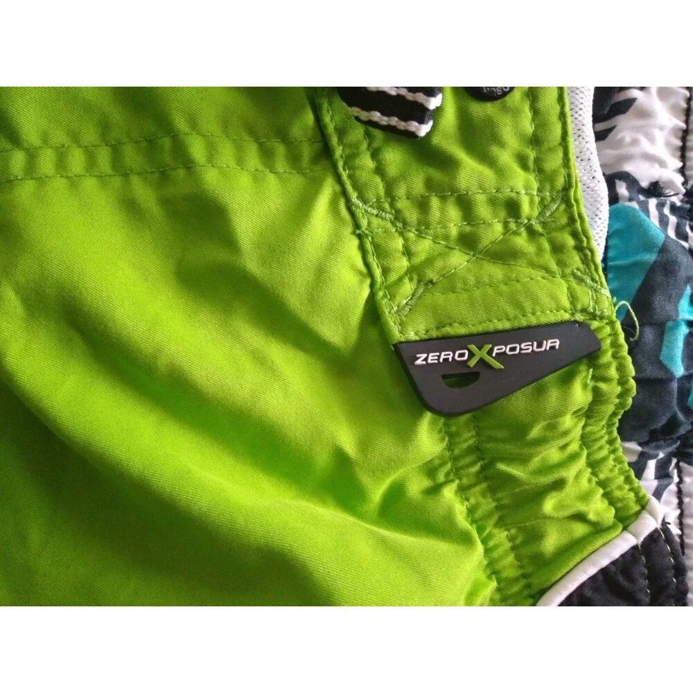 ZeroXposur Boys M 10 12 Swim Trunks Surf Board Shorts Skater Emerald Green Loud